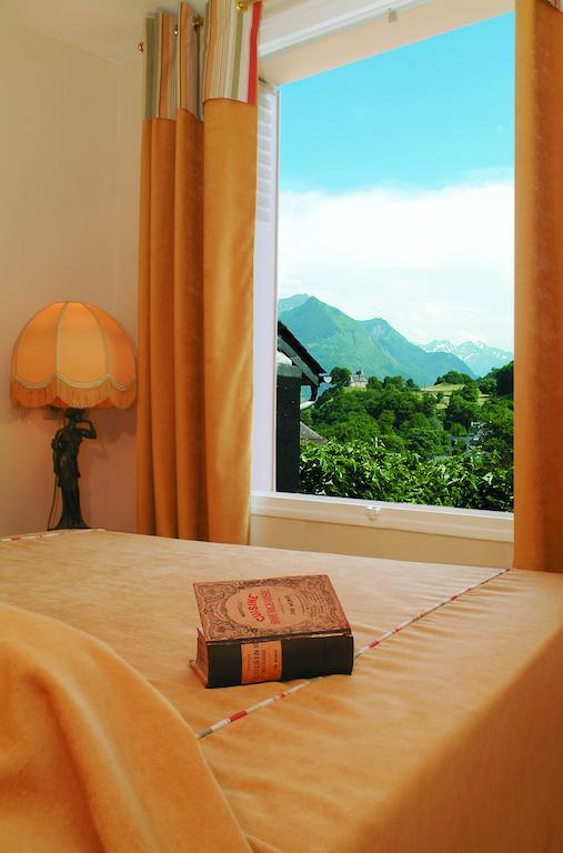 Hotel Le Viscos Saint-Savin  Quarto foto